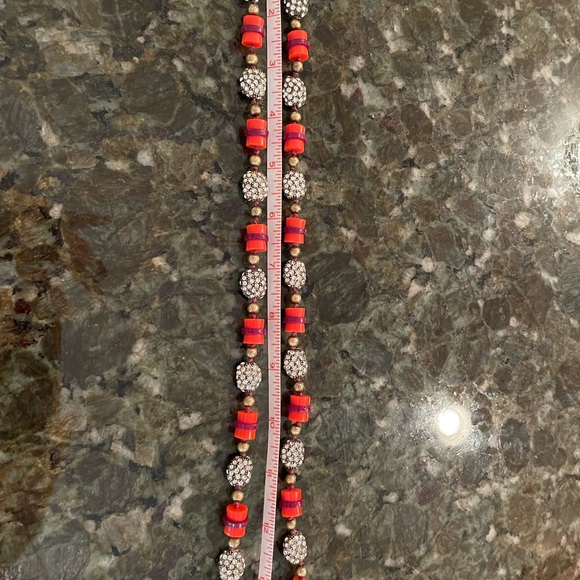 Ann Taylor Necklace - Picture 2 of 3